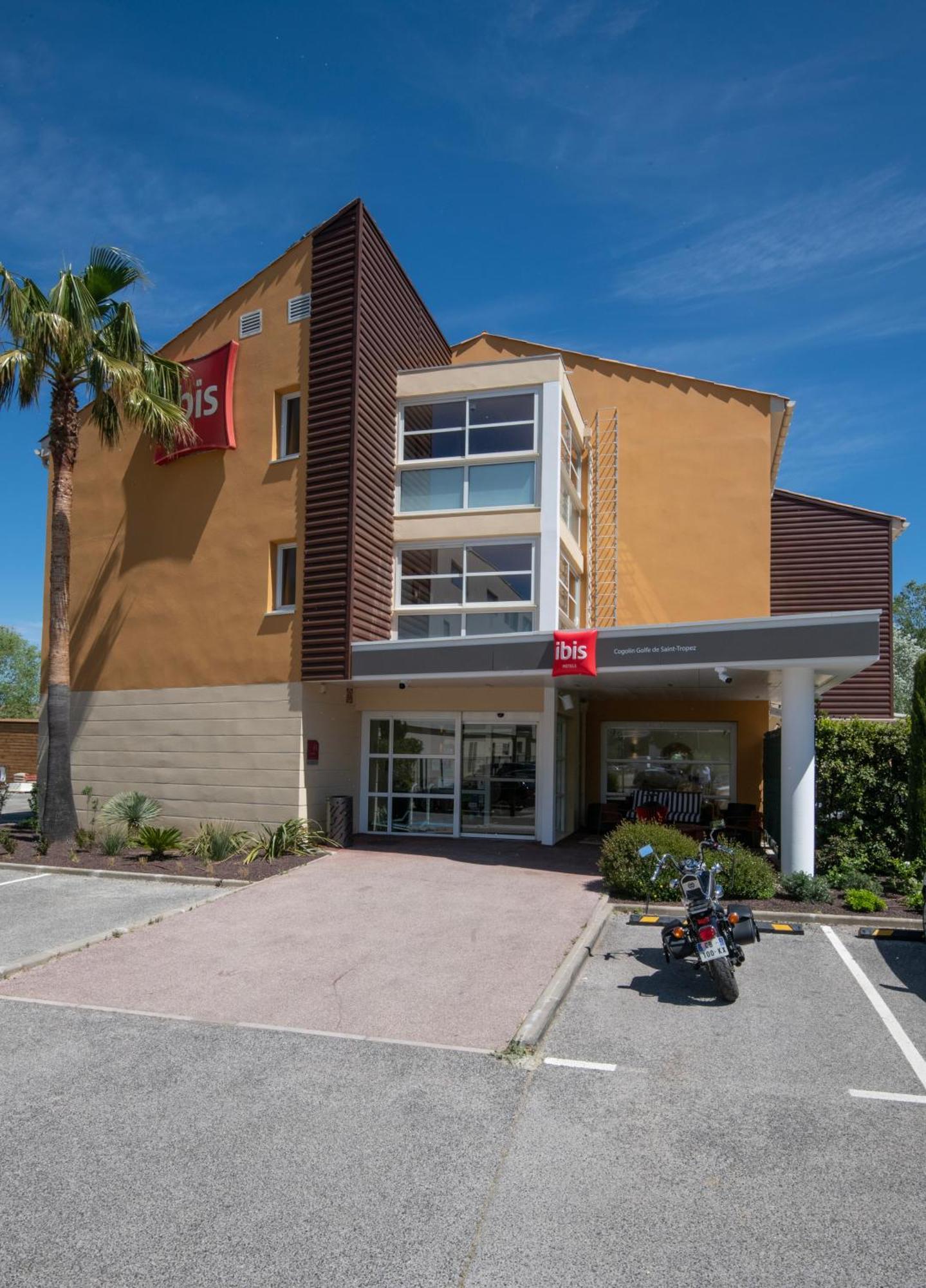 Ibis Golfe De Saint-Tropez Hotel Cogolin Exterior photo